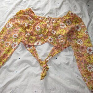 Madden NYC Long Sleeve, Tie Back, Light Pink Floral Crop Top